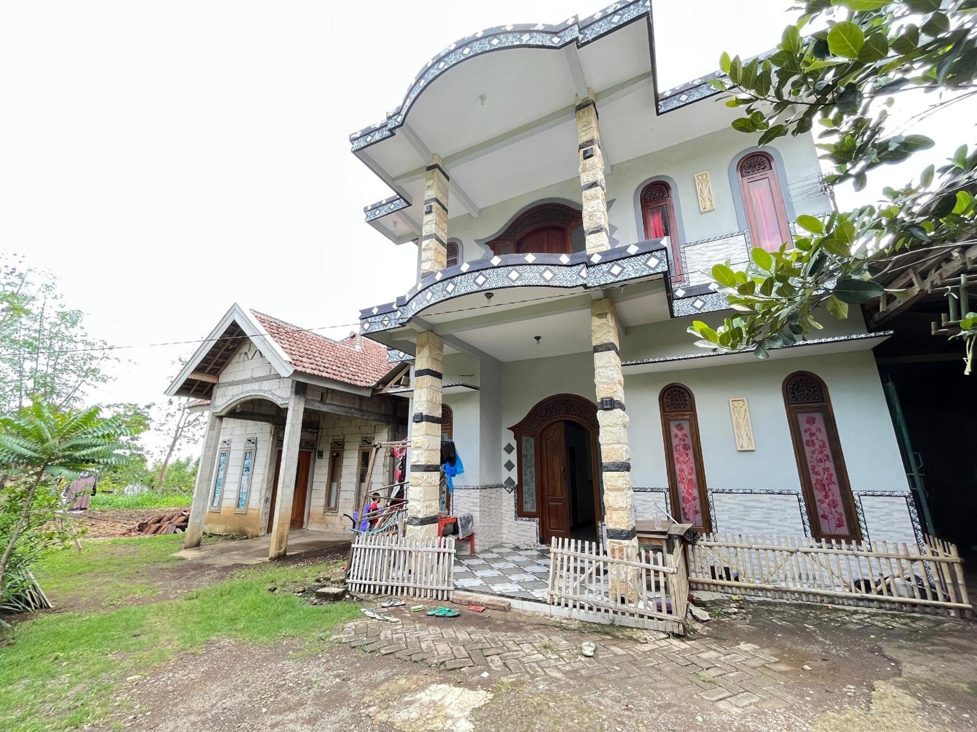 Spot On 93423 Kost Berkah Near Kebun Teh Wonosari Hotel Lawang Bagian luar foto