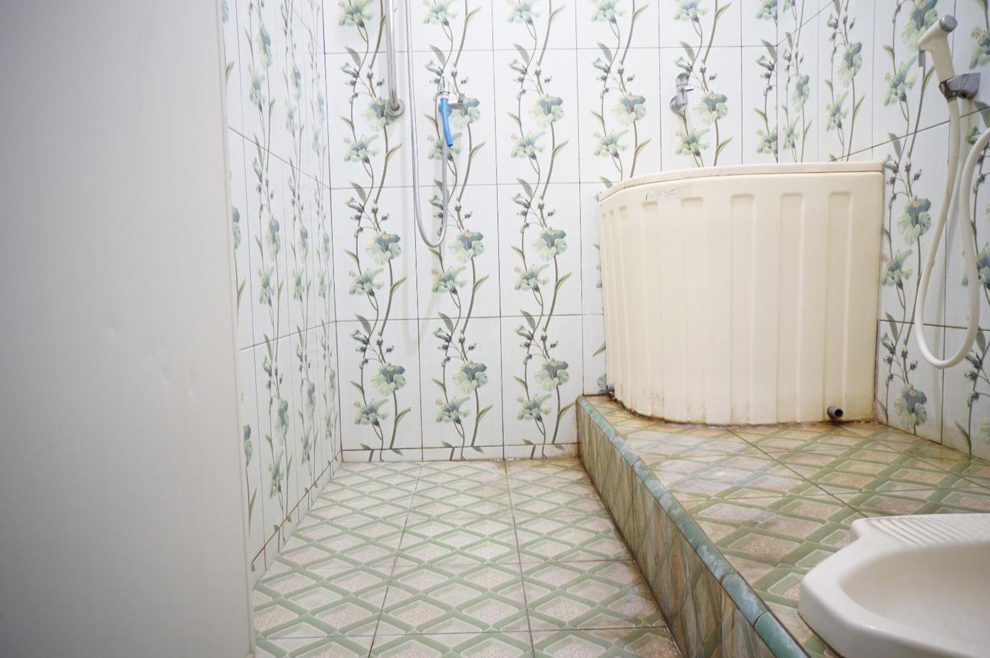 Spot On 93423 Kost Berkah Near Kebun Teh Wonosari Hotel Lawang Bagian luar foto
